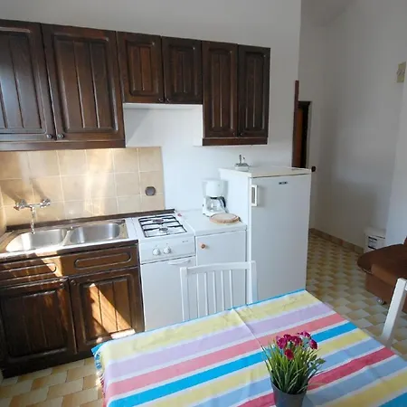 Fuer 4 Personen Ca 40 Qm In Njivice, Kvarner Bucht Krk Njivice
